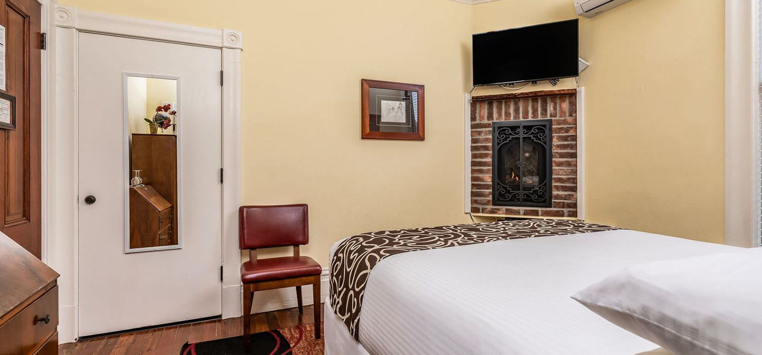 TAKE A LOOK AT WHAT OUR GUESTS HAVE TO SAY ABOUT THEIR STAY AT OUR NAPA HOTEL